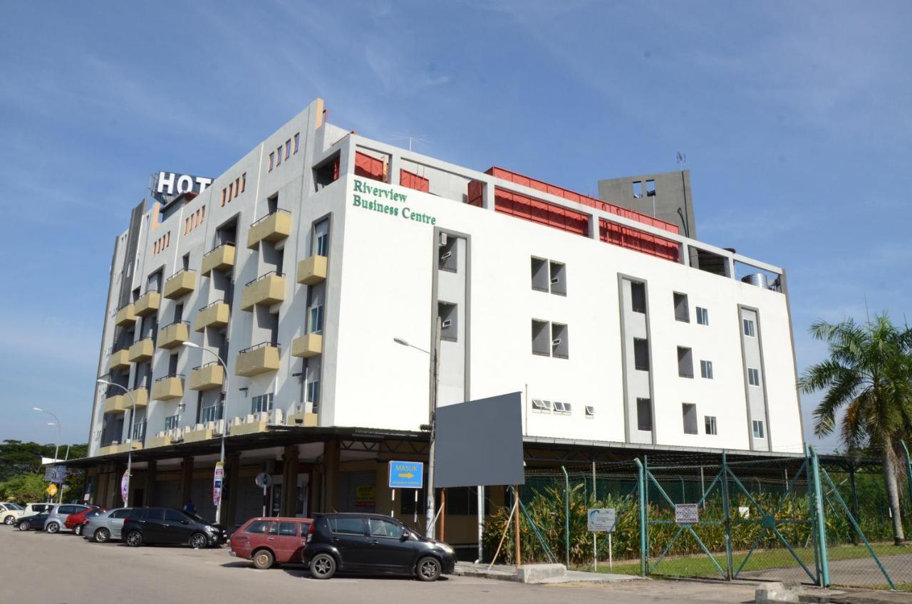 Riverview Hotel Bahau Exteriör bild